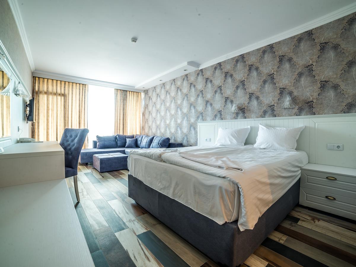 Hotel Baikal - All Inclusive Pantai Sunny Bagian luar foto